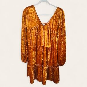 Luvecolette Velvet Dress L in Warm Gold